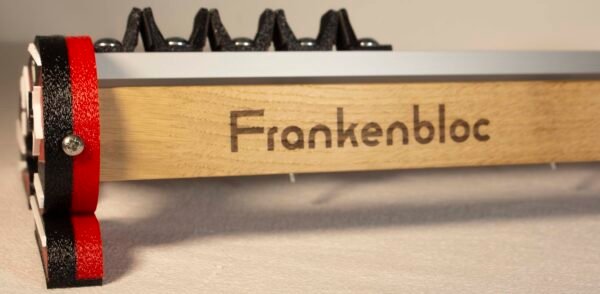 Isatis mini frankenbloc